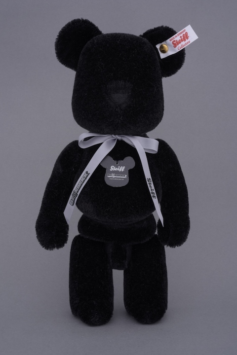 BE@RBRICK×STEIFF　黒