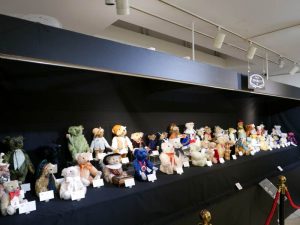 シュタイフ アニマルワールド展（横浜人形の家）会場の様子