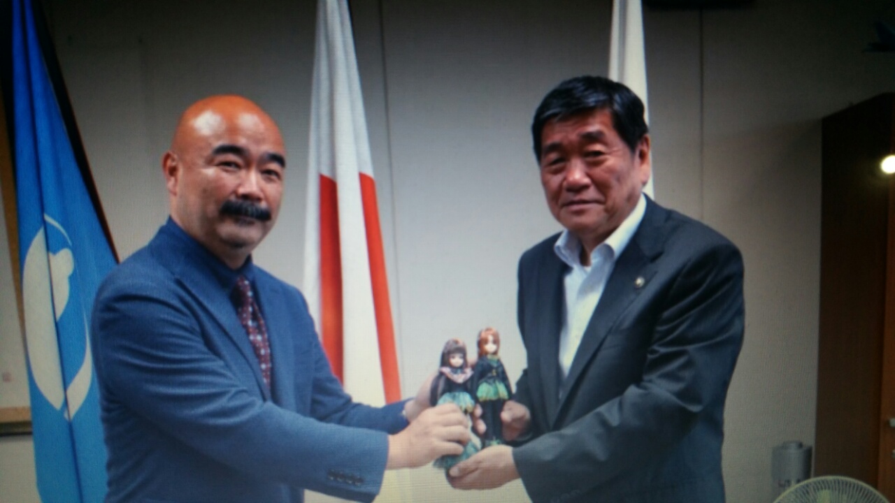 蛍リカちゃん、八戸市に寄贈されました。（しあわせのリカちゃん展八戸が終了）