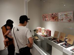 蛍リカちゃん、八戸市に寄贈されました。（しあわせのリカちゃん展八戸が終了）