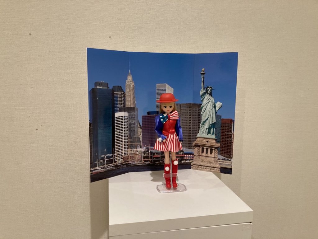 「おもちゃでめぐる世界の秘密」展示