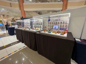 ベイブレード25周年記念「コマの魅力展」展示風景